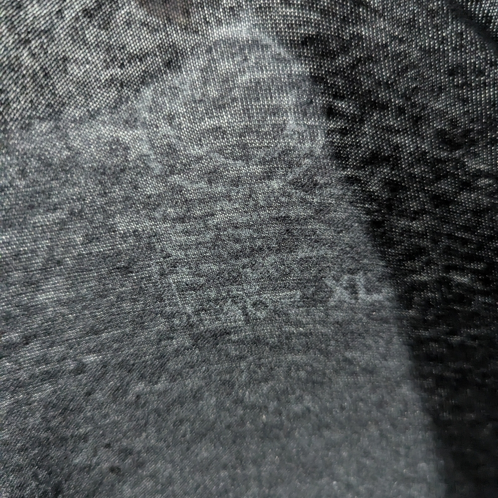 Graphic T-Shirt in Black - Picture 4 of 5